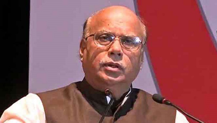 মৃত ব্যক্তির দাফন-জানাজার বাধা অমানবিক : নাসিম