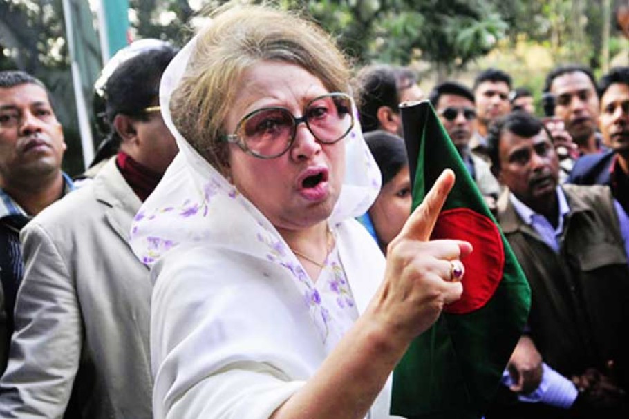 নেতাদের ওপর চটেছেন বেগম খালেদা জিয়া
