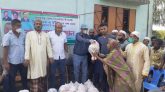 ছাতকের ভাতগাঁও ইউনিয়নে খাদ্য সামগ্রী বিতরণ করলেন সাবেক এমপি মিলন