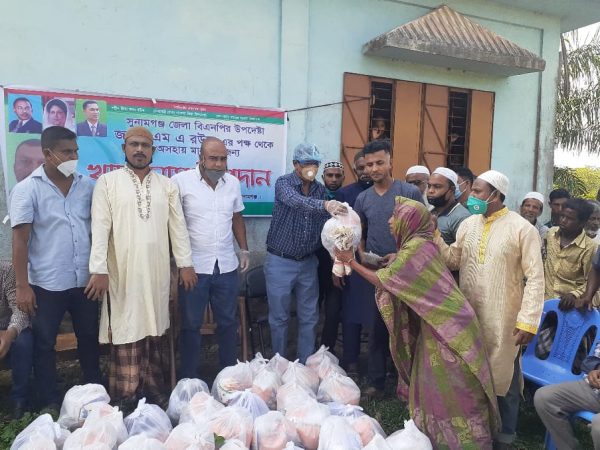 ছাতকের ভাতগাঁও ইউনিয়নে খাদ্য সামগ্রী বিতরণ করলেন সাবেক এমপি মিলন