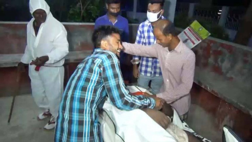 মনু নদীতে নৌকাডুবির ৩ ঘণ্টা পর একজনের লাশ উদ্ধার