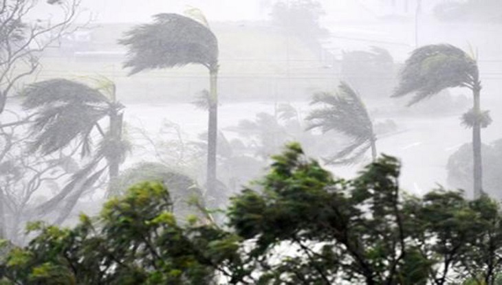 পশ্চিমবঙ্গে শুরু আম্ফানের তাণ্ডব