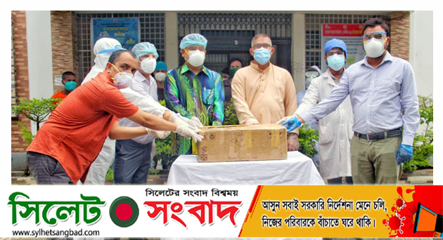 শহীদ শামসুদ্দিন হাসপাতালে দুটি ভেন্টিলেটর দিলেন পররাষ্ট্রমন্ত্রী