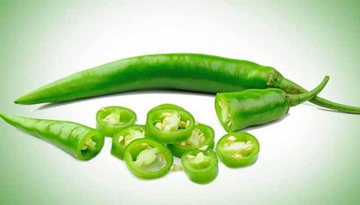 রোজ দুটি কাঁচা মরিচ খেলে যা হয়