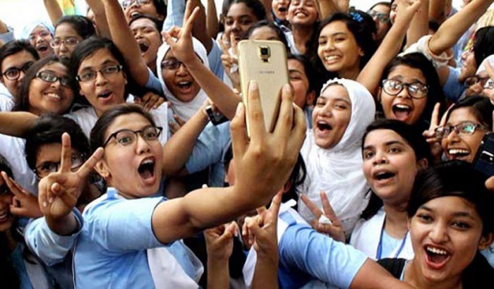 উচ্চ মাধ্যমিকে ক্লাসের সময়সূচি বাড়ছে