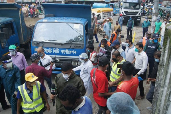 সিসিকের অভিযানে সাড়ে ১২ হাজার টাকা জরিমানা