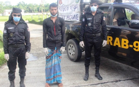 সিলেটে ১৩০০ পিস ইয়াবাসহ গ্রেপ্তার ১