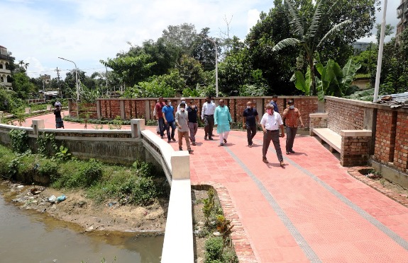 নগরীর গোয়ালীছড়ায় সুপ্রশস্ত ওয়াকওয়ে, করা হচ্ছে সবুজায়ন