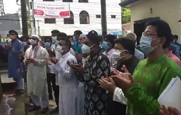 কামরানের কবর জিয়ারত করলেন পররাষ্ট্রমন্ত্রী