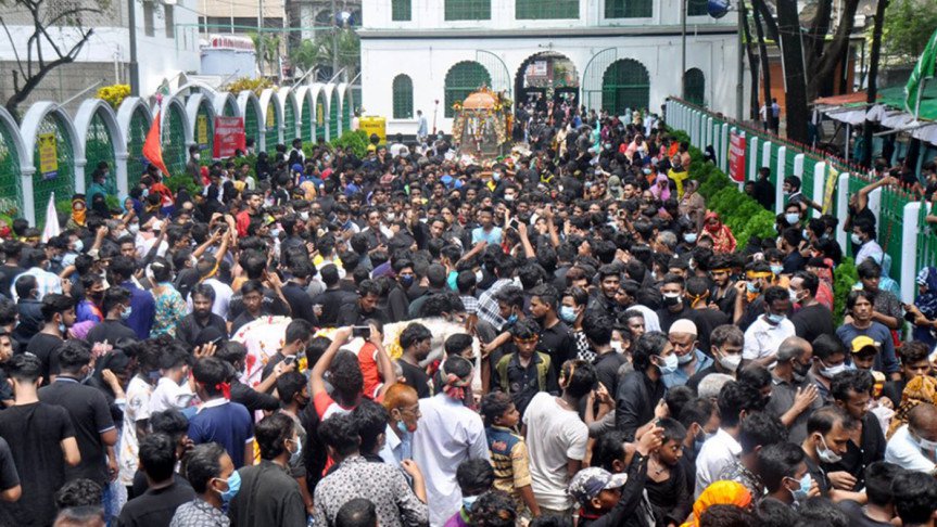 পবিত্র আশুরা পালিত