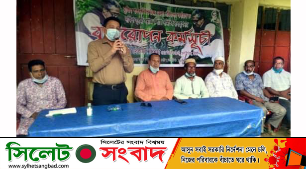 প্রধানমন্ত্রী শেখ হাসিনার নির্দেশে দেশব্যাপী বৃক্ষরোপণ চলছে : দেবজিৎ সিনহা