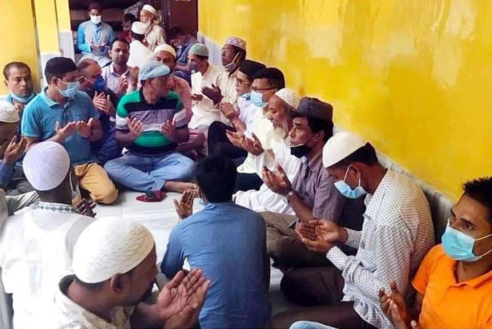 মেয়র আরিফের সুস্থ্যতা কামনায় হযরত শাহজালাল মাজার প্রাঙ্গণে দোয়া মাহফিল অনুষ্ঠিত