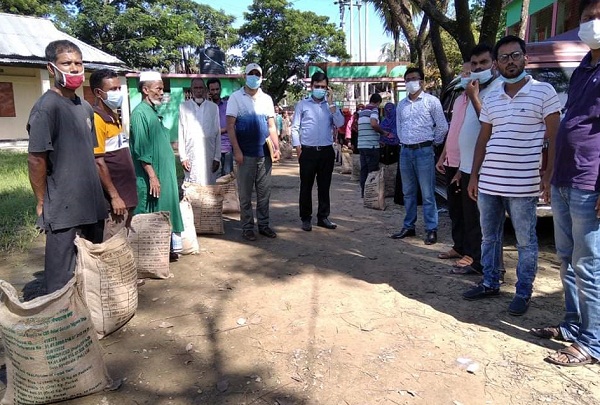জন্মদিন উপলক্ষে জুড়ীতে প্রধানমন্ত্রীর উপহার বিতরণ