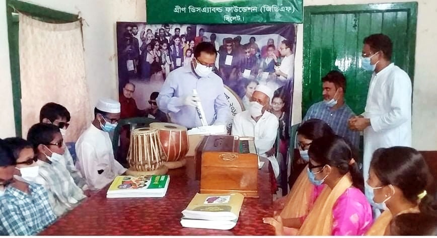জিডিএফ-ডিকেফ দৃষ্টি প্রতিবন্ধী বিদ্যালয় পরিদর্শনে সিলেটের বিভাগীয় কমিশনার