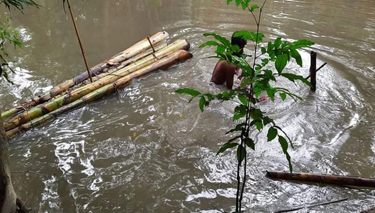 রাতে নিখোঁজ, সকালে মিলল হাত-পা বাঁধা লাশ