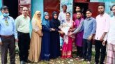 শাহগলী আদর্শ শিশু বিদ্যানিকেতনের সভাপতি সাজনা সুলতানা হক চৌধুরীকে সংবর্ধনা