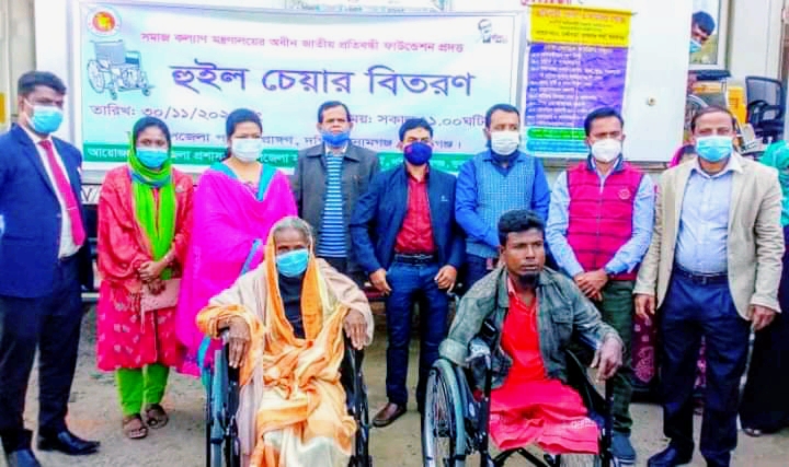 দক্ষিণ সুনামগঞ্জে হুইলচেয়ার পেলেন ২৬ জন প্রতিবন্ধী