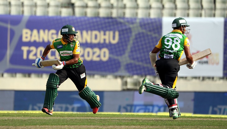 বঙ্গবন্ধু টি-টুয়েন্টি টুর্নামেন্ট বিপর্যয় কাটিয়ে বড় সংগ্রহ পেল রাজশাহী