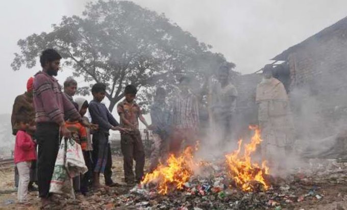 শীতে কাঁপছে পুরো দেশ