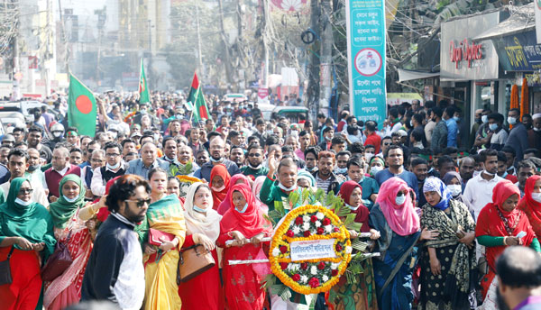 বিএনপি নেতাকর্মীদের নিয়ে মেয়র আরিফের বিশাল শোডাউন