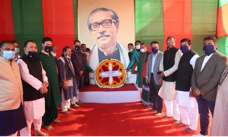 বিজয় দিবসে সিসিকে মুক্তিযোদ্ধাদের সংবর্ধনা