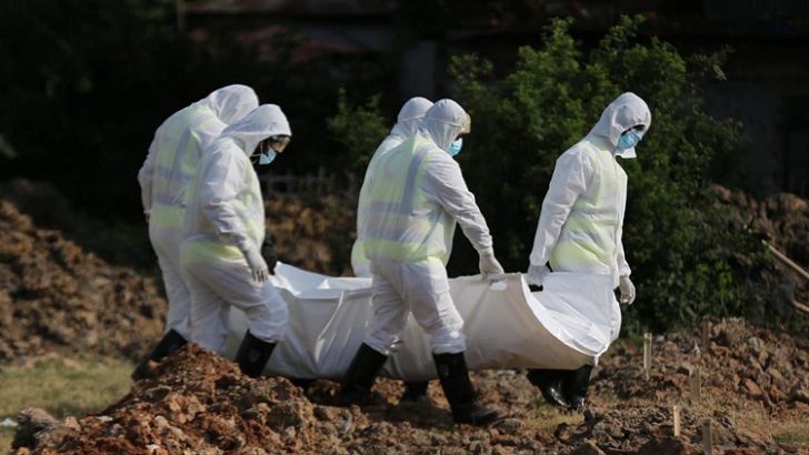 করোনায় একদিনে সর্বোচ্চ ১৩ হাজার মৃত্যু দেখল বিশ্ব