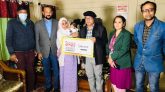রায়হানের শিশু আলফার জন্য প্রবাসী সাংবাদিকের উপহার