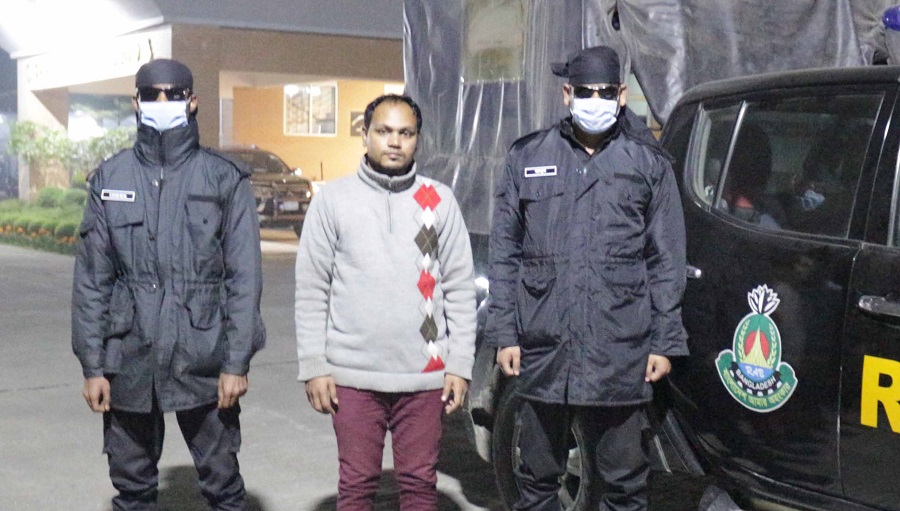 সিলেটে র‍্যাবের অভিযানে জালিয়াত চক্রের সদস্য গ্রেপ্তার