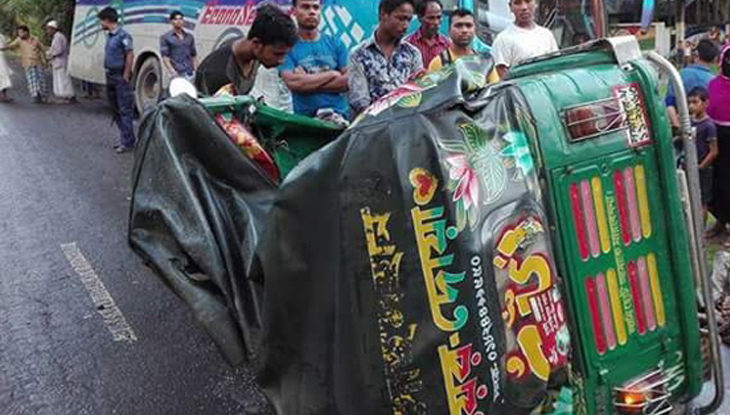 ময়মনসিংহে বাস-সিএনজি সংঘর্ষে নিহত ৭