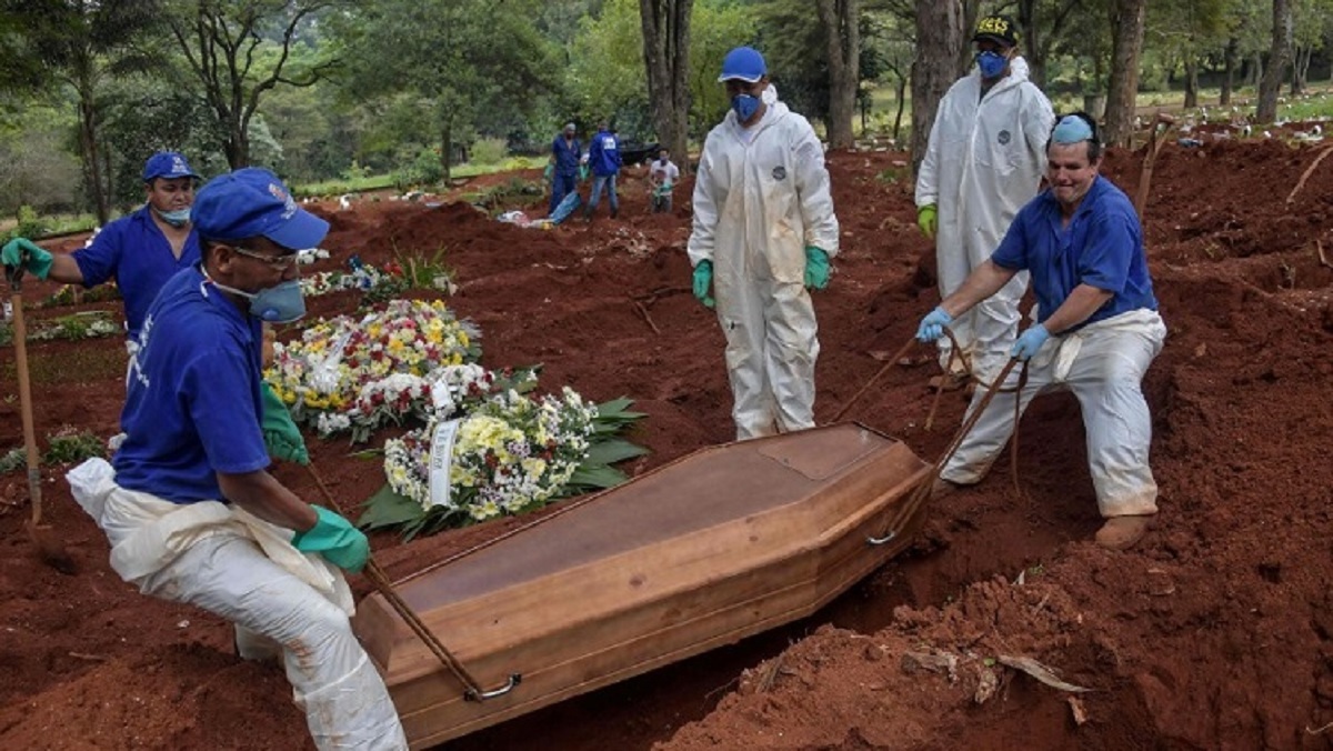 বিশ্বজুড়ে করোনায় মৃত্যু ২৩ লাখ ছাড়িয়েছে