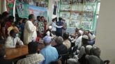 মুক্তিযোদ্ধাদের কাছে ক্ষমা চাইলেন দোয়ারাবাজার থানার ওসি