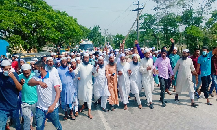দক্ষিণ সুনামগঞ্জে হেফাজতের বিক্ষোভ মিছিল