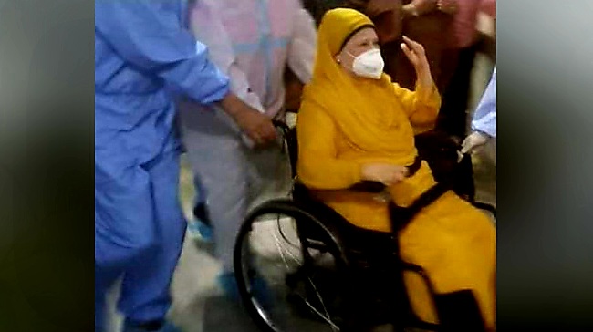 রাতে হাসপাতালে থাকবেন বেগম খালেদা জিয়া