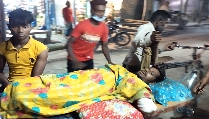 সালথায় এসিল্যান্ডের সহকারীর হামলার ঘটনায় তুলকালাম