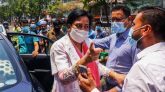 ‘চাওয়ামাত্রই’ আইডি কার্ড দেখাতে হবে চিকিৎসকদের