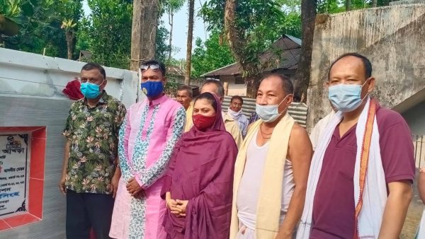 ২৪ নং ওয়ার্ডের জগন্নাথ জীউর আখড়ার গর্ভমন্দিরের উদ্বোধন করলেন মেয়র আরিফ