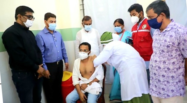 সিলেটে সিনোফার্মের টিকা প্রয়োগ শুরু