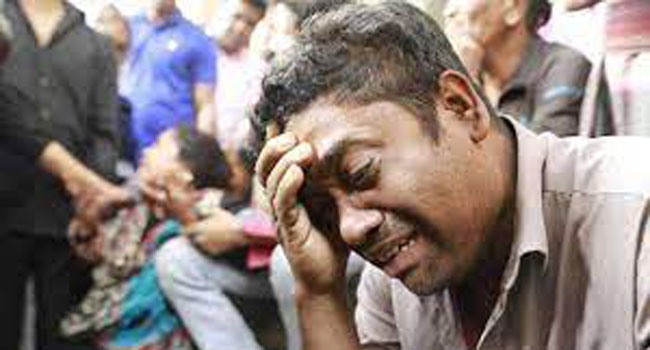 আমার বউ-মেয়ে সব শেষ : মগবাজার বিস্ফোরণে নিহত স্বজনের আহাজারি