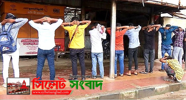 কঠোর লকডাউনের প্রথম দিনে রাজধানীতে গ্রেফতার ৫৫০