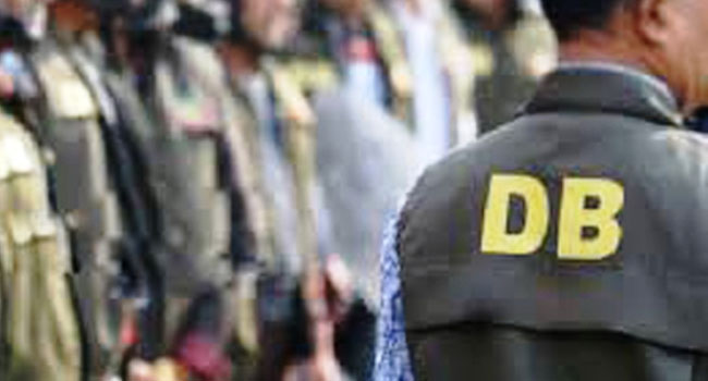 ২০ সোনার বার আত্মসাৎ, ডিবি পুলিশের ৬ কর্মকর্তা বরখাস্ত