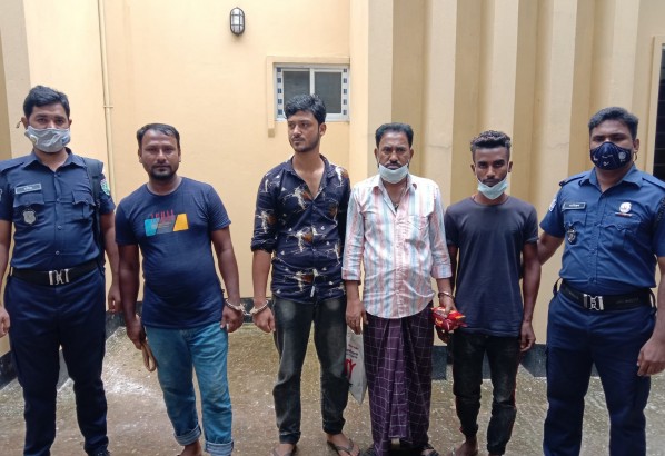 বিয়ানীবাজারে ধর্ষণ মামলার আসামীসহ গ্রেফতার ৫