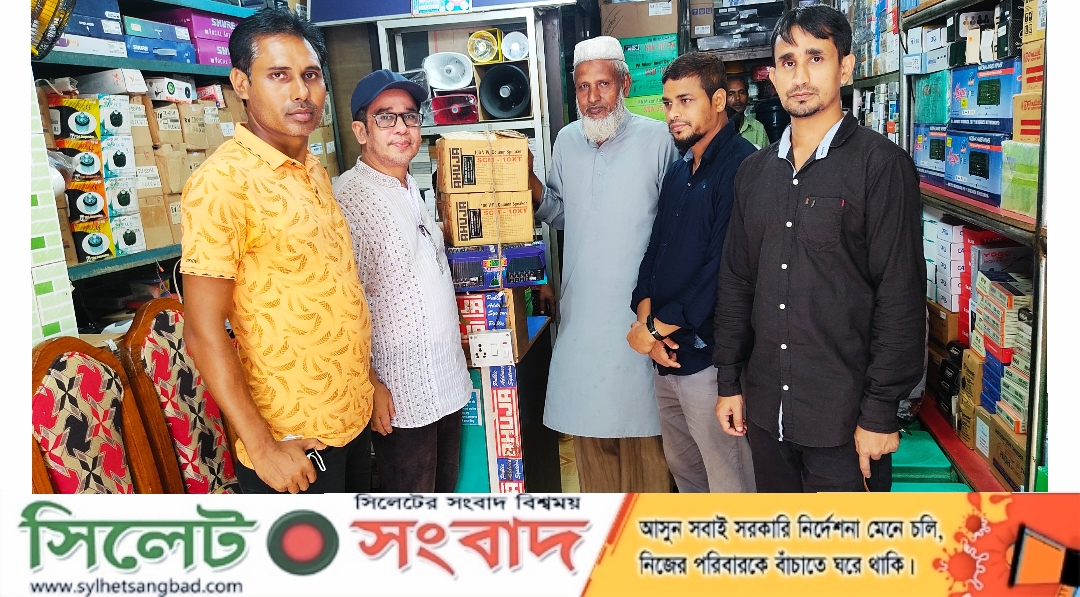 মসজিদে মাইক মেশিন ও সাউন্ড সামগ্রী প্রদান করলেন বিএনপি নেতা ব্যারিস্টার সালাম