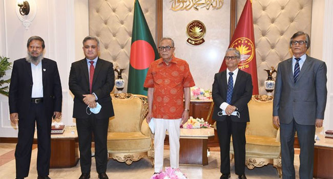 বিশ্ববিদ্যালয়গুলোকে সর্বত্র যথাযথ স্বাস্থ্যবিধি মানার নির্দেশ রাষ্ট্রপতির