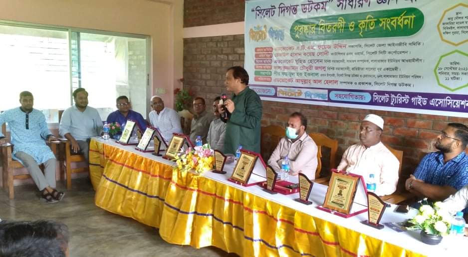 আবু দৌলত মডেল মাদরাসায় পুরস্কার বিতরণ ও সংবর্ধনা