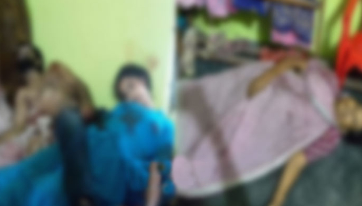 টাঙ্গাইলের ঘাটাইলে প্রবাসীর ঘর থেকে তিনজনের লাশ উদ্ধার