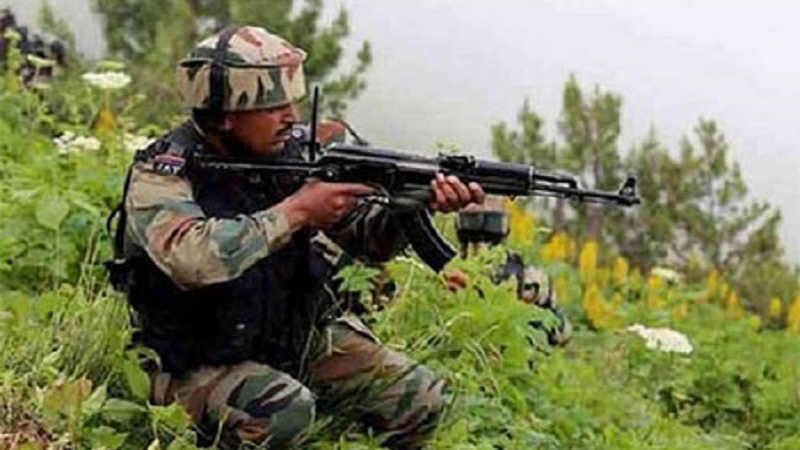 ফুলবাড়ী সীমান্তে বাংলাদেশীর বাড়িতে বিএসএফ’র হামলা