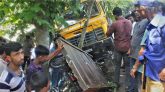 পাবনায় ট্রাকের সংঘর্ষে নিহত ৩