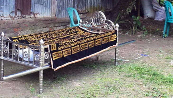 করোনার টিকা নিয়ে নারী শ্রমিকের মৃত্যু : অসুস্থ হয়ে ৯ জন হাসপাতালে