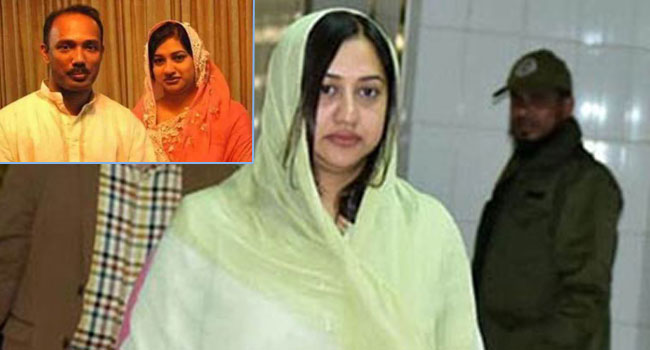 লন্ডনে ফিরে গেলেন কোকোর স্ত্রী