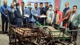 দরিদ্র দিনমজুরদের মধ্যে রোটারি ক্লাব অব সিলেট প্রাইডের ভ্যানগাড়ী প্রদান